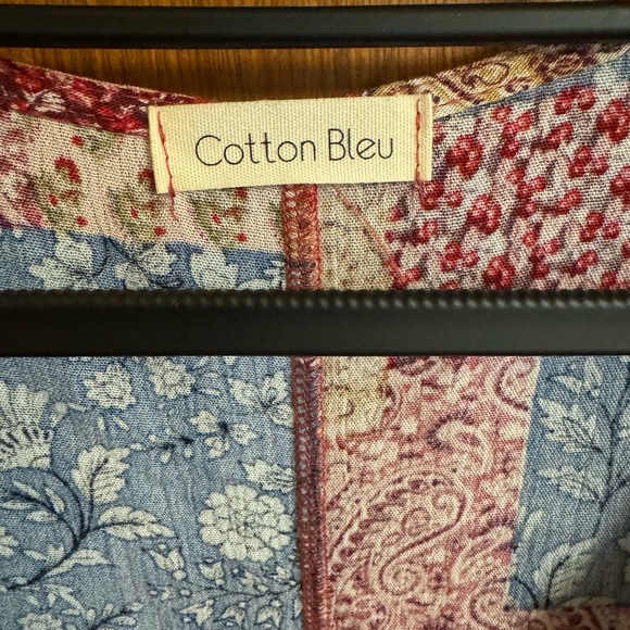 Bohemian style flowy top by Cotton Bleu size 1x in gently used condition - Picture 3 of 12